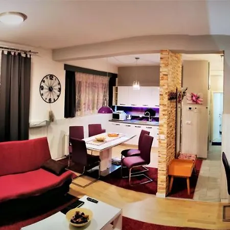 Apartmani Peyton Slavonski Brod Extérieur photo