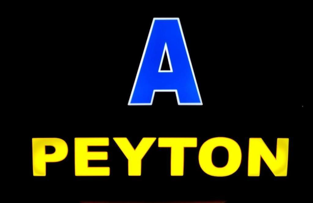 Peyton * Slavonski Brod